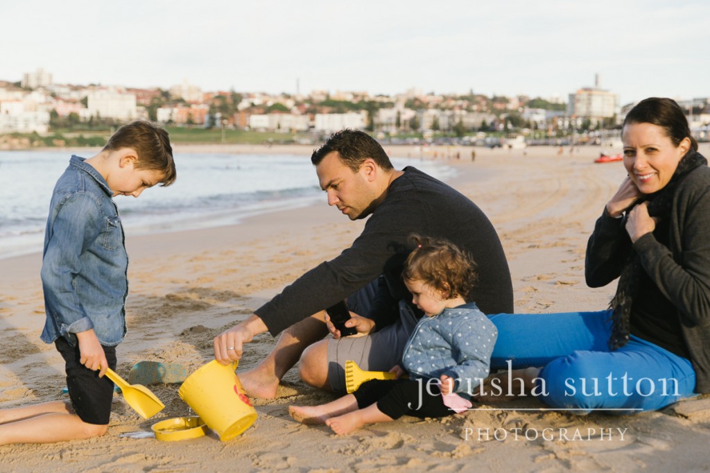 Bondi Beach family photographs www.jerusha.com.au